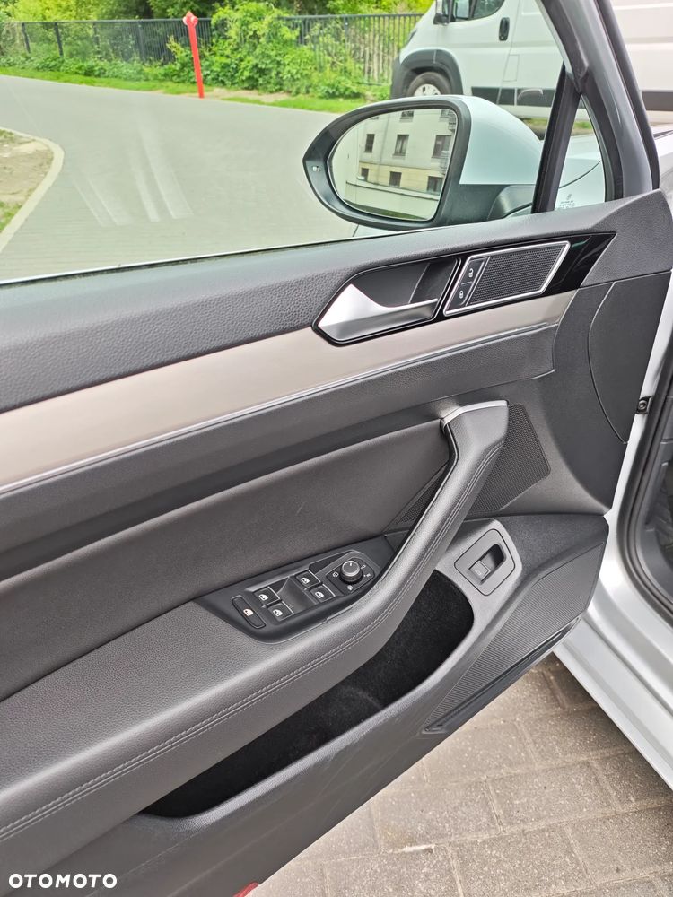 Volkswagen Passat 2.0 TDI BMT Highline DSG - 13