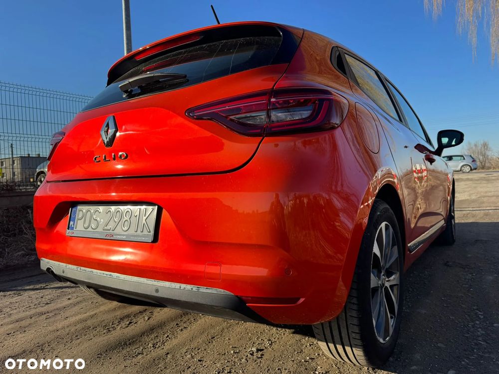 Renault Clio - 23