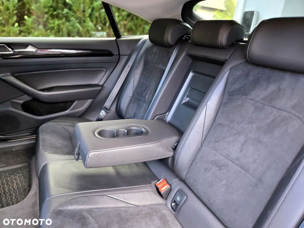 Volkswagen Arteon 2.0 TSI Essence DSG - 9