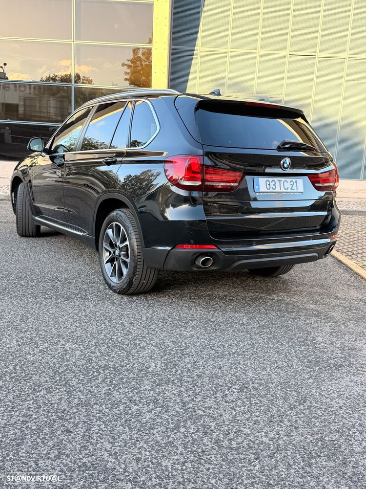 BMW X5 25 d sDrive Comfort 7L - 6
