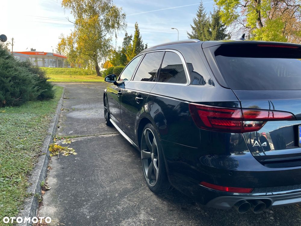 Audi A4 - 5