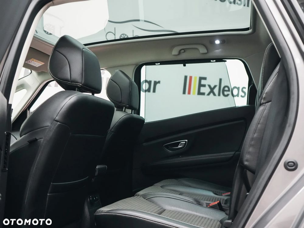 Renault Grand Scenic - 17