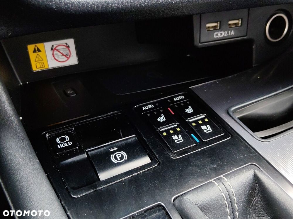 Lexus RX 450h F Sport Edition - 25
