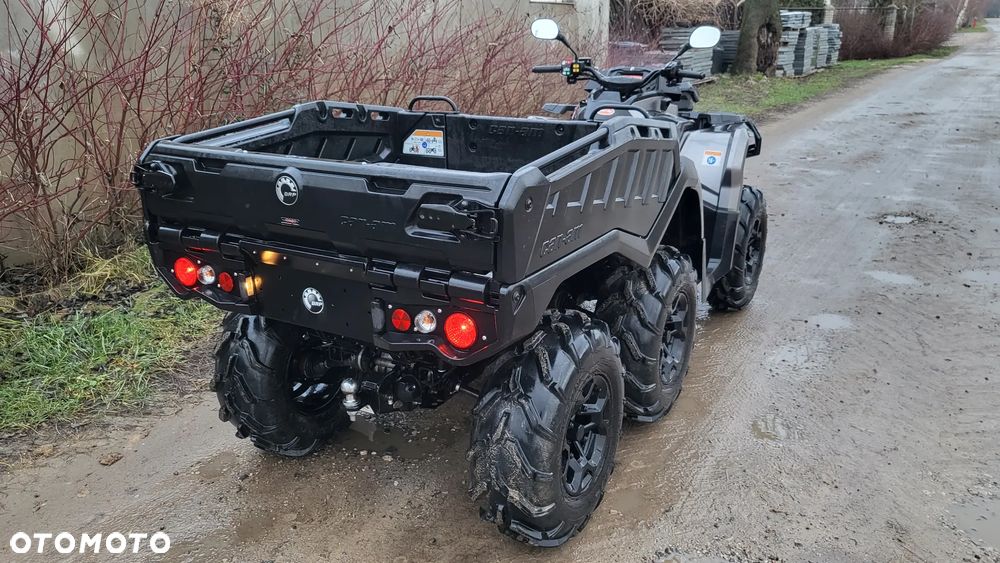 Can-Am Outlander - 4
