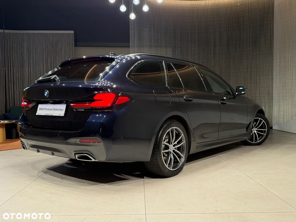 BMW Seria 5 520d xDrive M Sport sport - 5