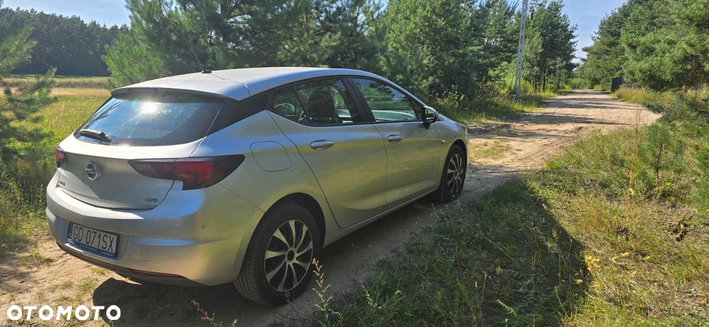 Opel Astra 1.6 CDTI Essentia - 3