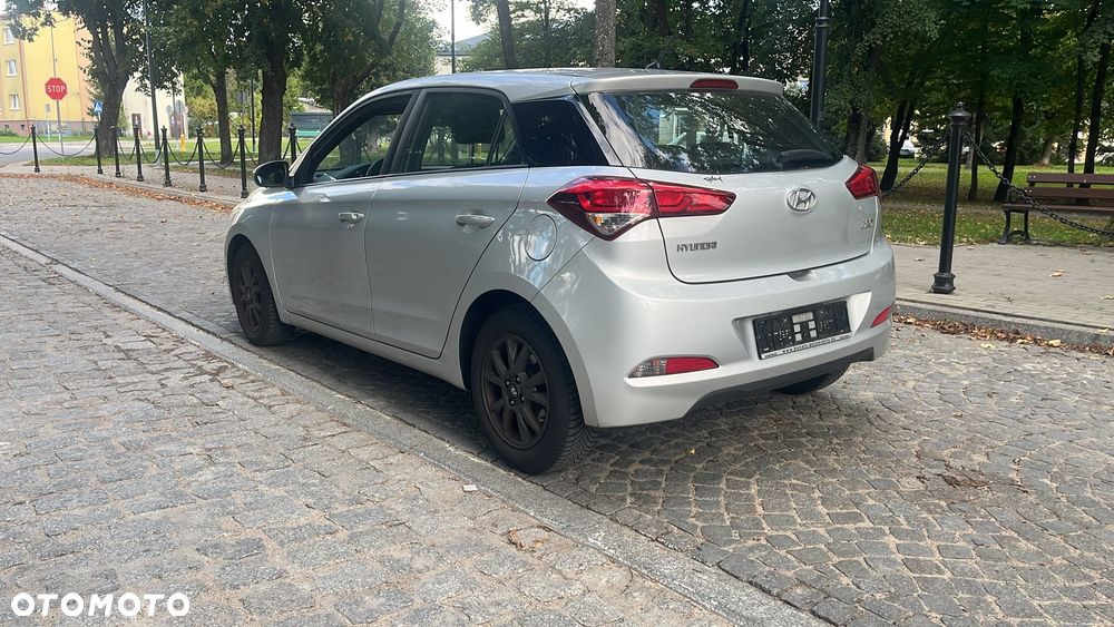 Hyundai i20 blue 1.2 Style - 5