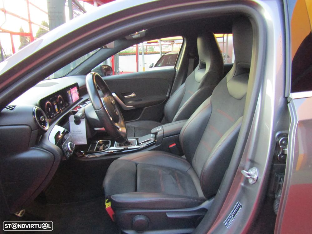 Mercedes-Benz A 180 d AMG Line - 16