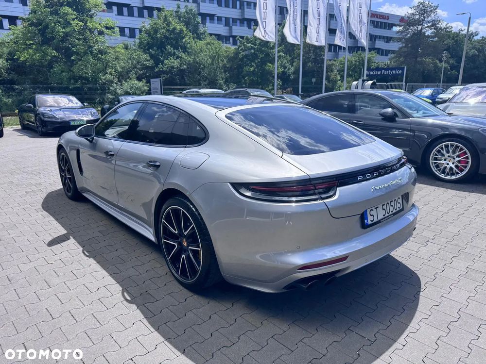 Porsche Panamera - 6