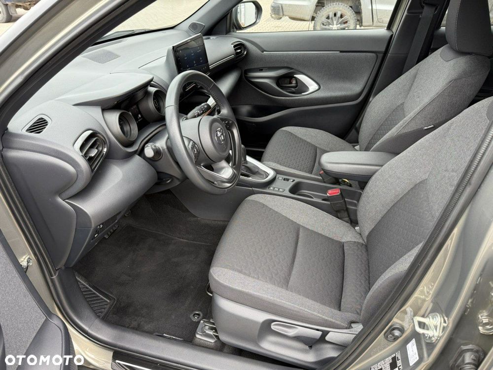 Toyota Yaris Cross - 23