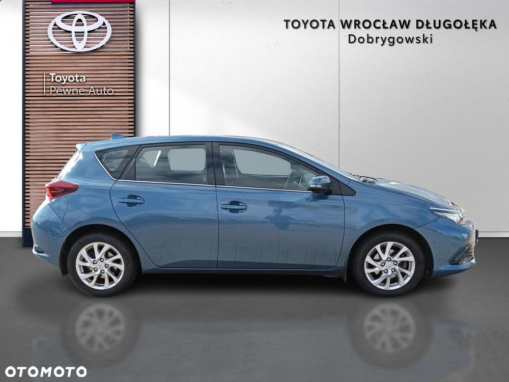 Toyota Auris - 7