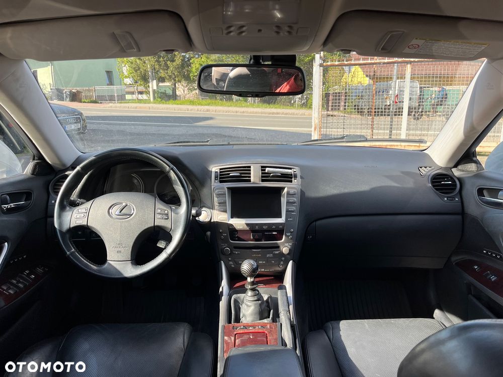 Lexus IS 220d DPNR Luxury Line - 6