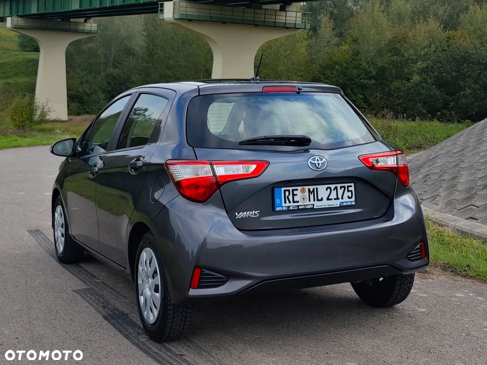 Toyota Yaris 1.5 Premium - 35