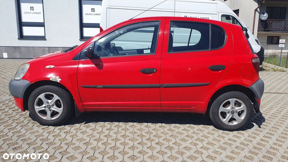 Toyota Yaris 1.0 Base - 5