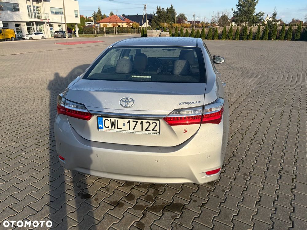 Toyota Corolla 1.6 Prestige - 4