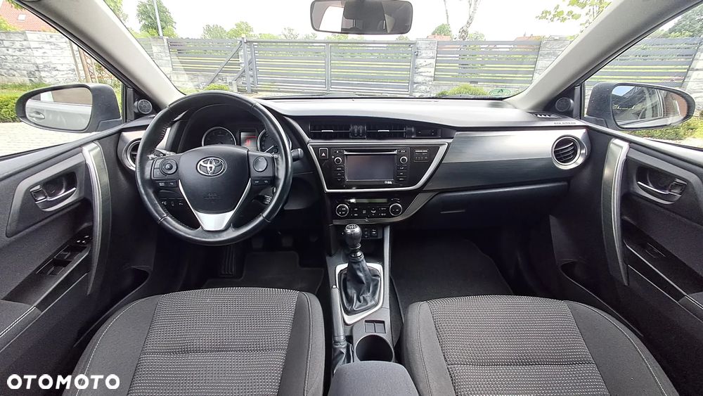 Toyota Auris - 9
