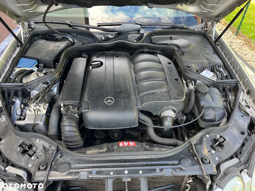 Mercedes-Benz Klasa E 220 CDI Automatik Elegance - 23