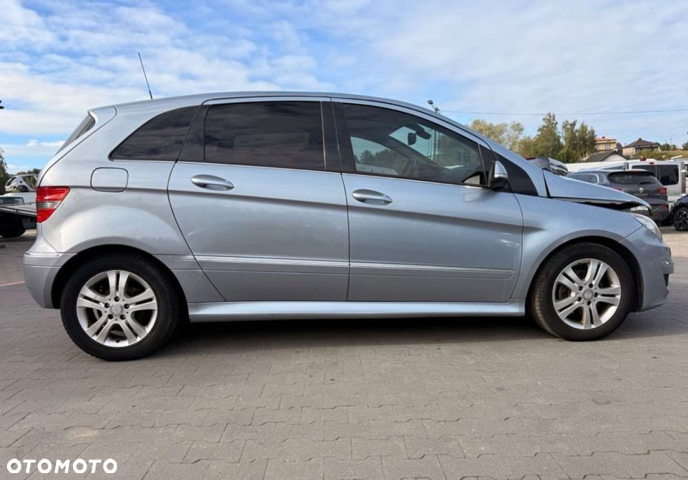 Mercedes-Benz Klasa B - 1