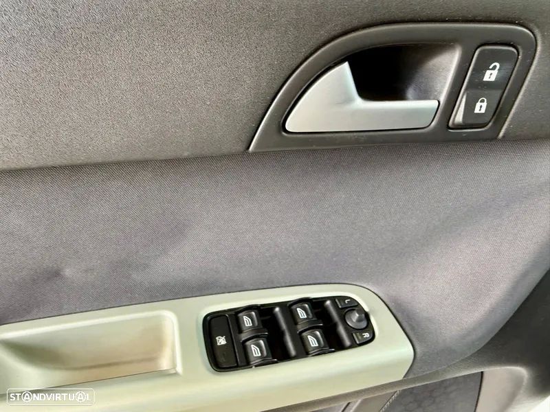Volvo V50 1.6 D Momentum - 15