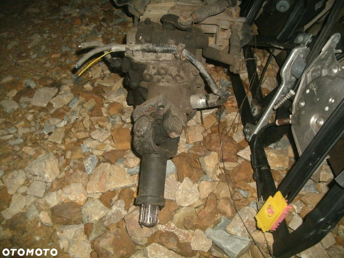 SKRZYNIA BIEGOW KIA K2500 K2700 - 4
