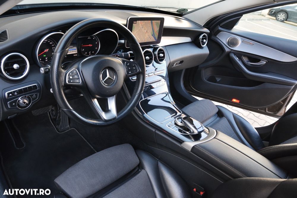 Mercedes-Benz C 220 d 4Matic 7G-TRONIC AMG Line - 15