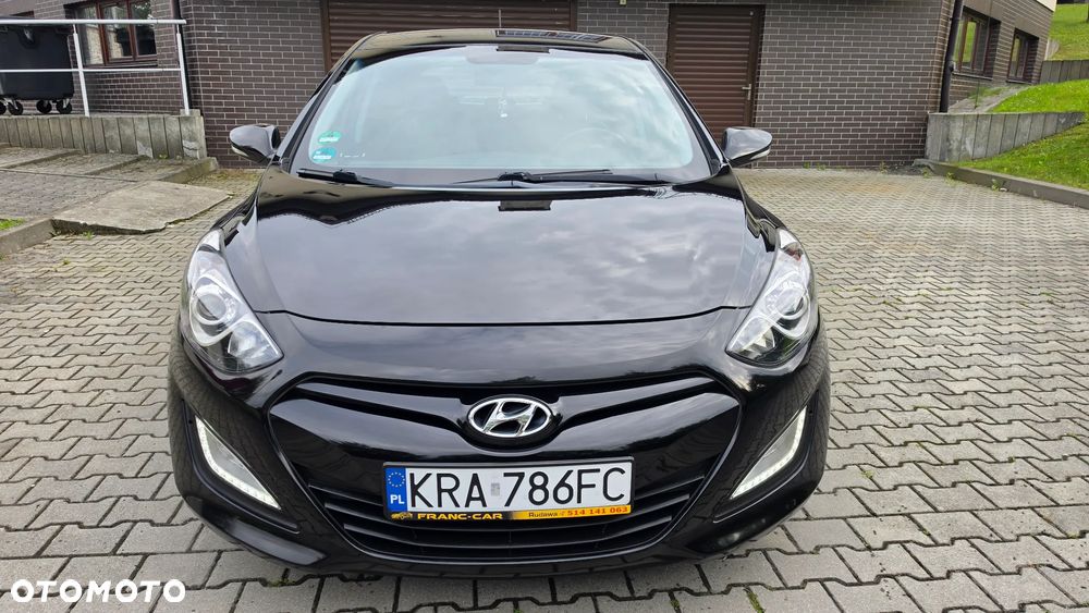 Hyundai i30 1.4 Fifa World Cup Edition - 17