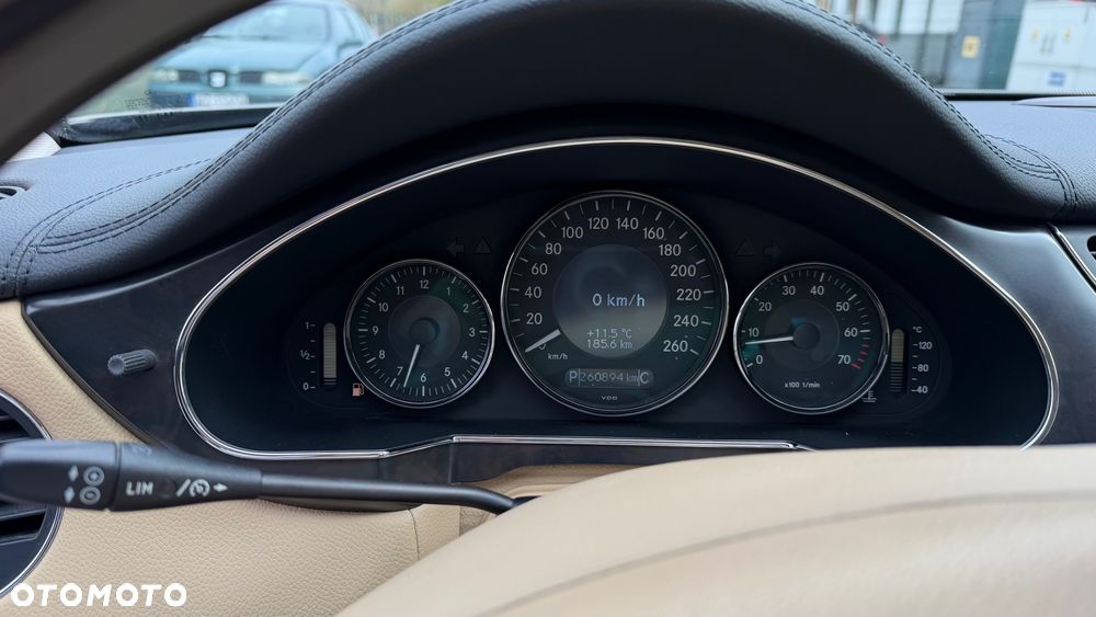 Mercedes-Benz CLS - 23