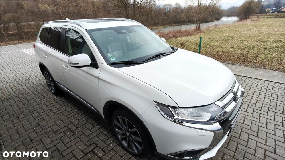 Mitsubishi Outlander 2.0 4WD CVT Diamant Edition+ - 10