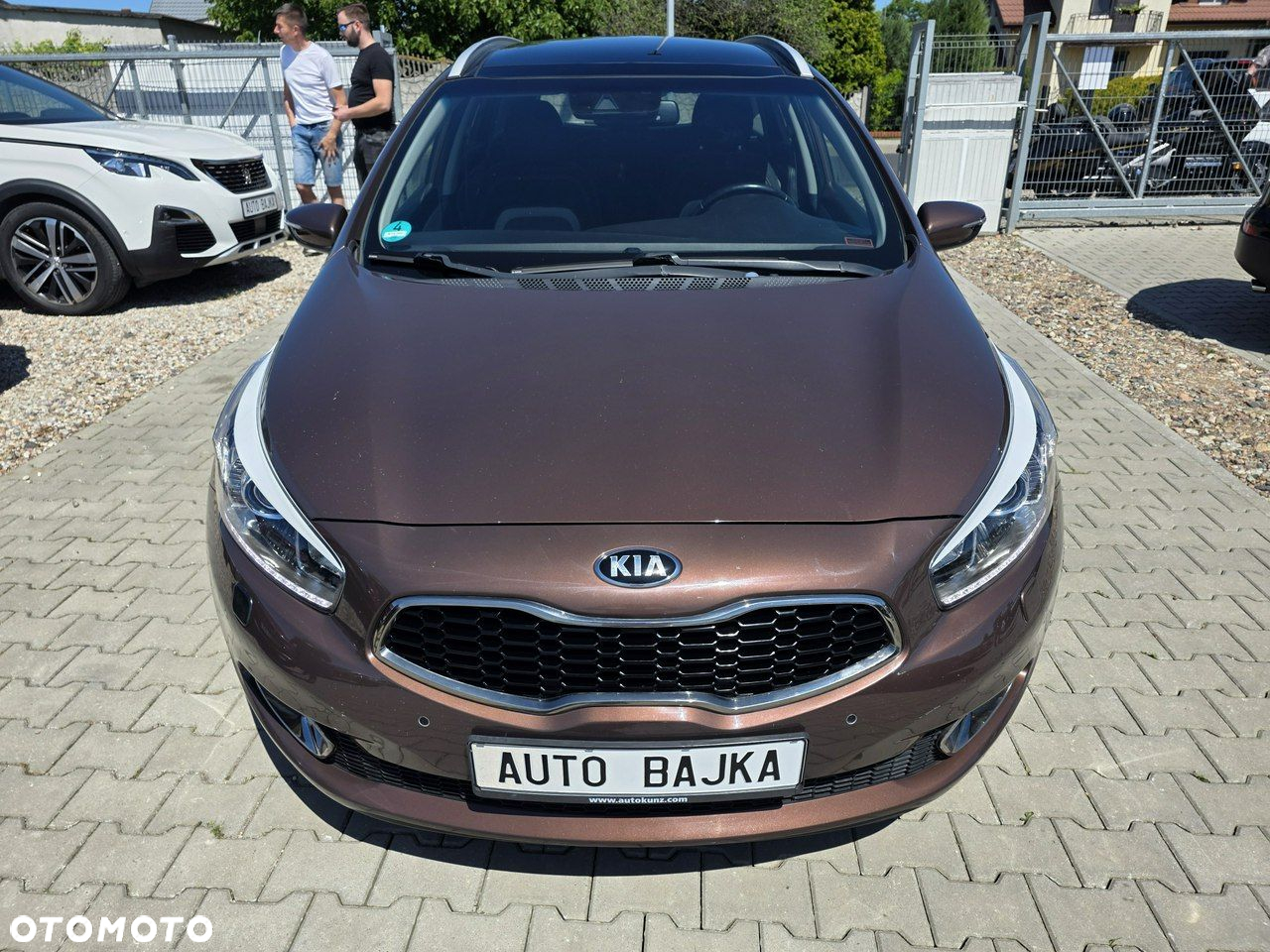 Kia Ceed 1.6 GDI DCT SW Platinum Edition - 9