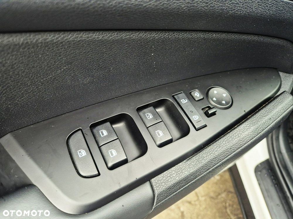 Kia Sportage 1.6 T-GDI L 2WD - 13