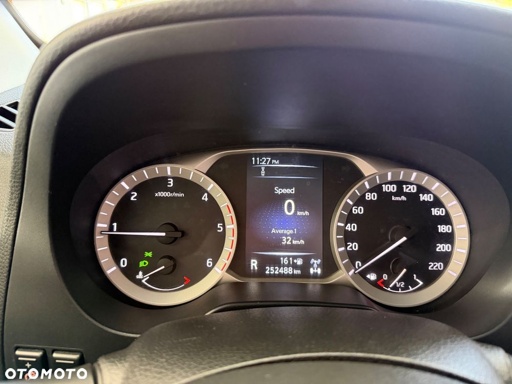 Nissan Navara - 11