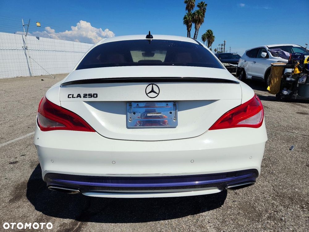 Mercedes-Benz CLA 2017