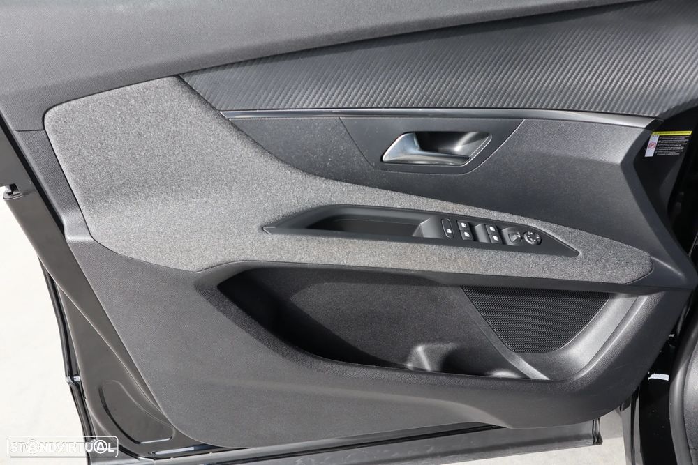 Peugeot 3008 PureTech 130 Stop & Start GPF EAT8 Active Pack - 12