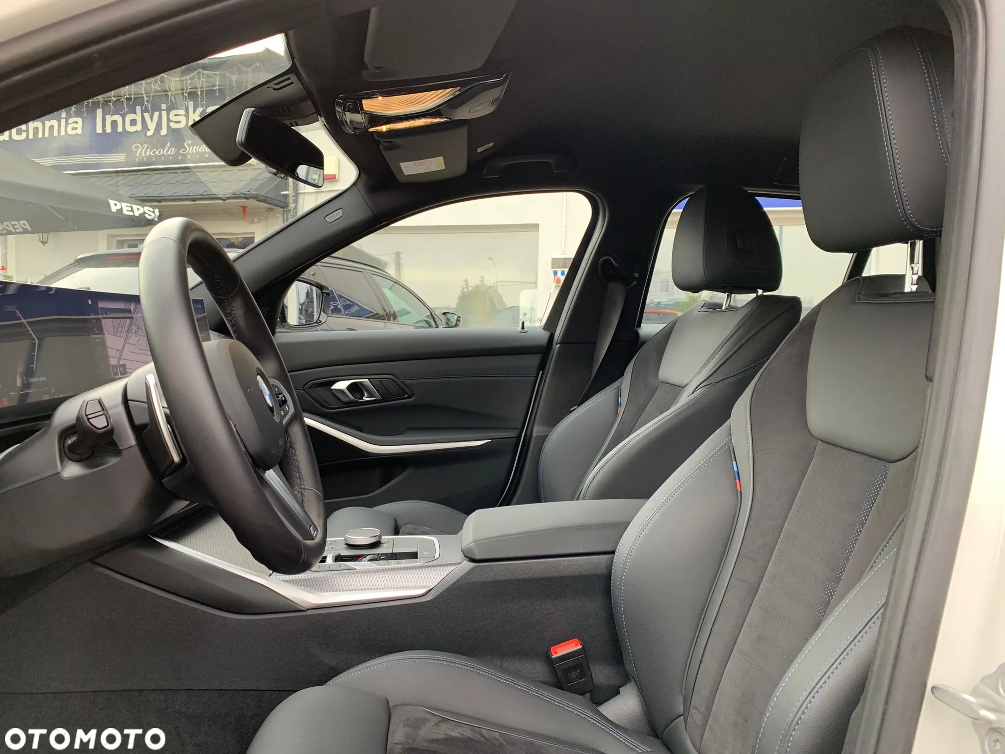 BMW Seria 3 330i M Sport - 19