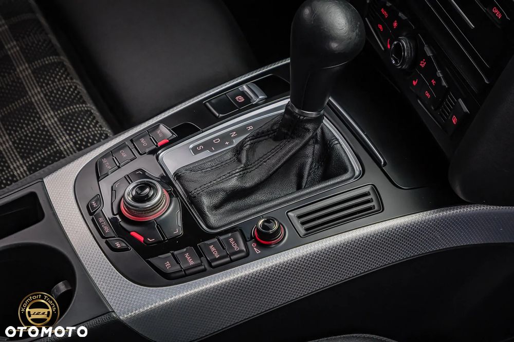 Audi A4 Avant 2.0 TDI DPF multitronic S line Sportpaket - 7