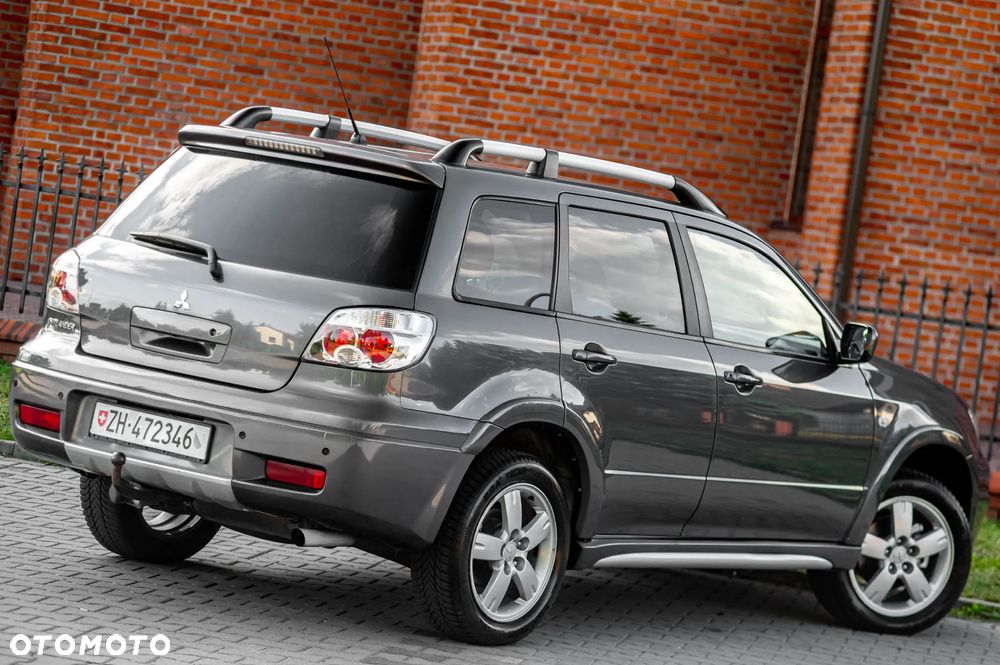 Mitsubishi Outlander - 6