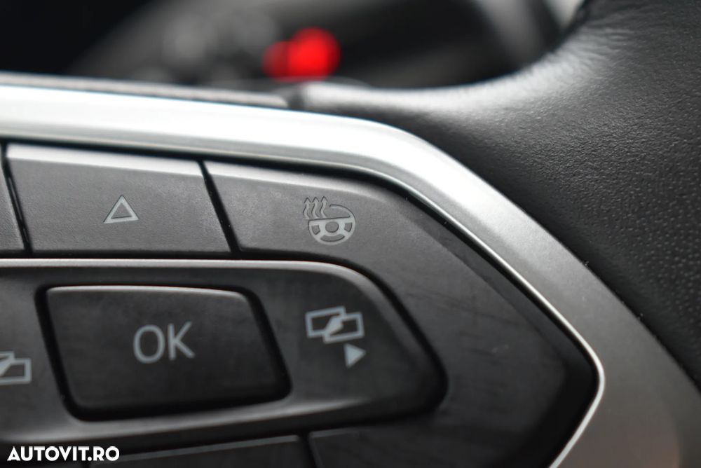 Volkswagen Tiguan 2.0 TDI DSG Life - 18