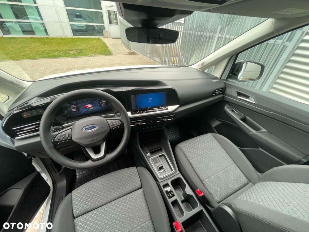 Ford Transit Connect - 8