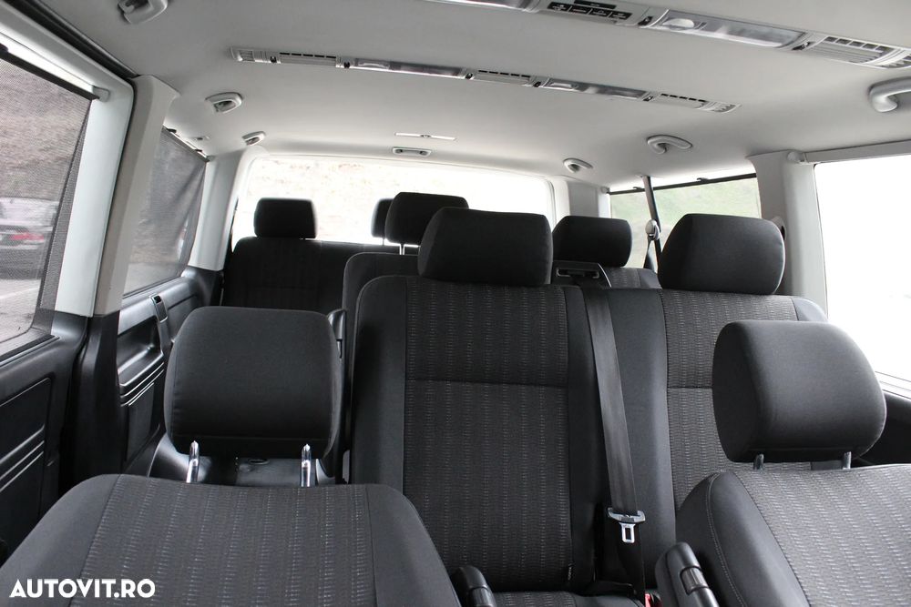 Volkswagen Caravelle - 10