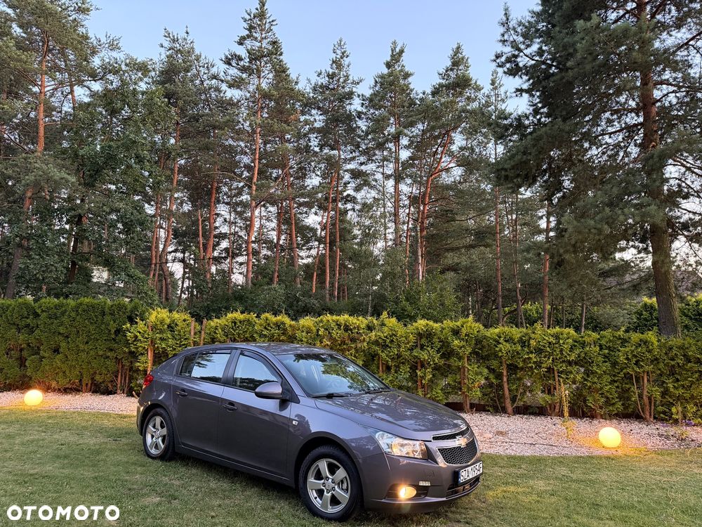 Chevrolet Cruze 1.8 LT - 2