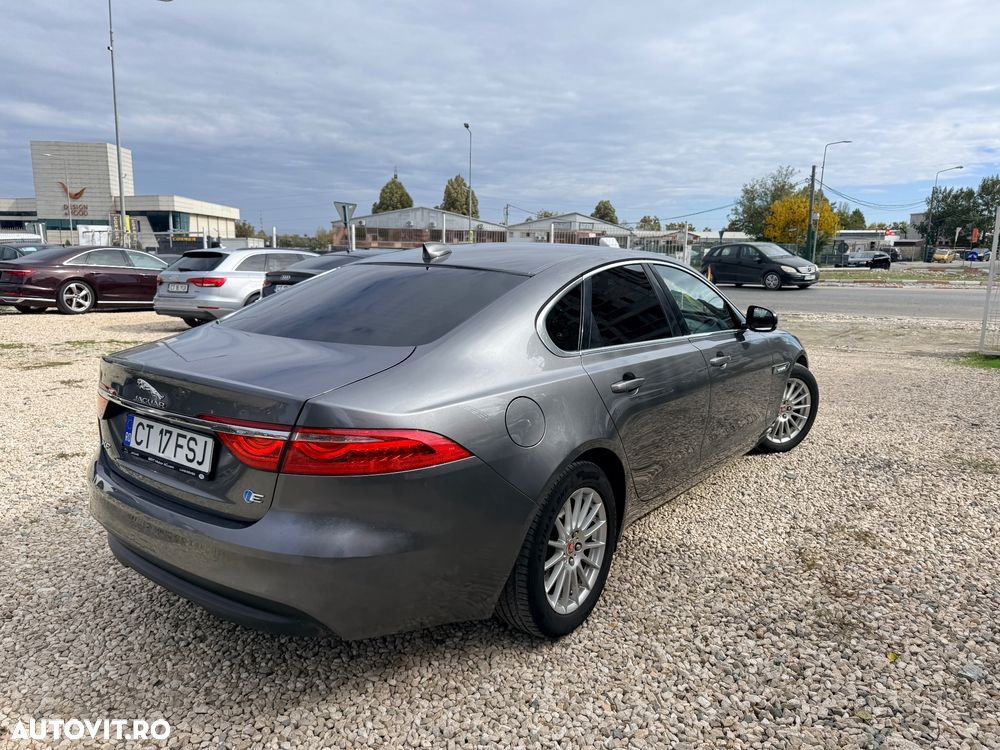 Jaguar XF 20d Aut. R-Sport - 2