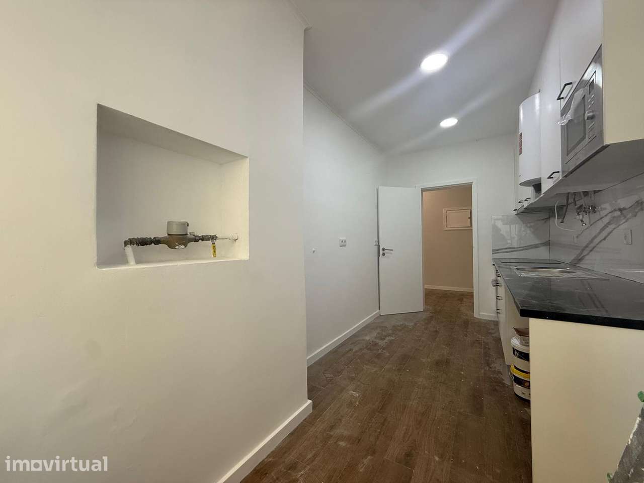 Apartamento T2 na Penha de Franca com acesso ao quintal - Grande imagem: 3/22