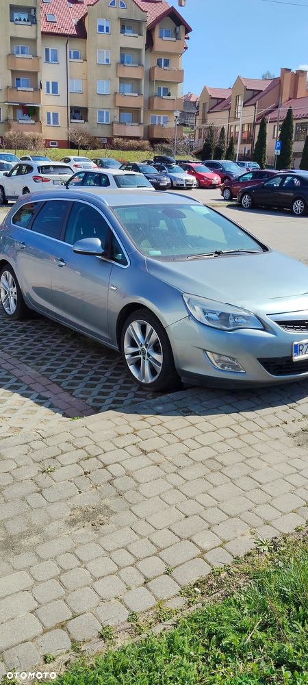 Opel Astra 1.7 CDTI - 10