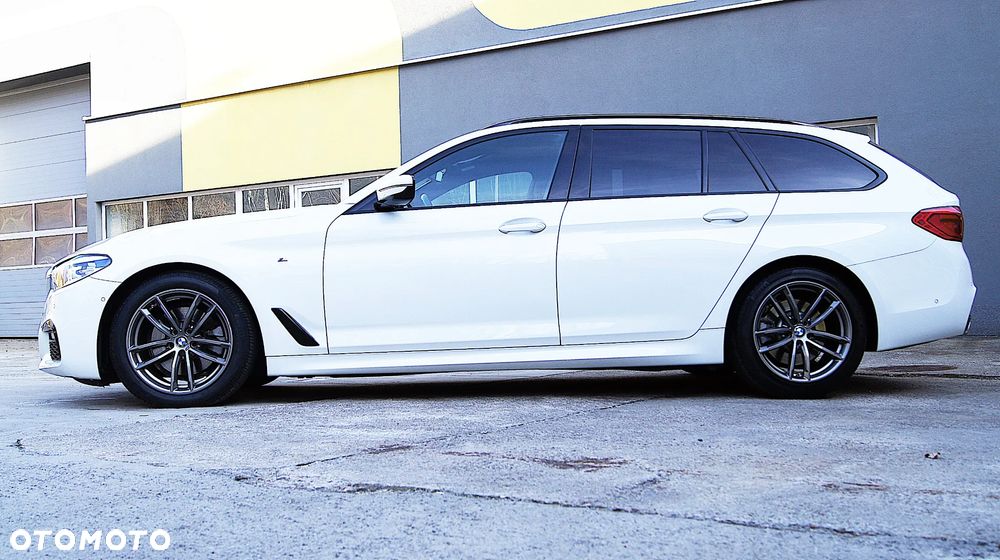 BMW Seria 5 520d xDrive M Sport sport - 2