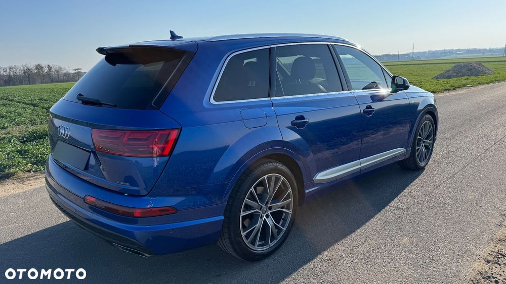 Audi Q7 - 9