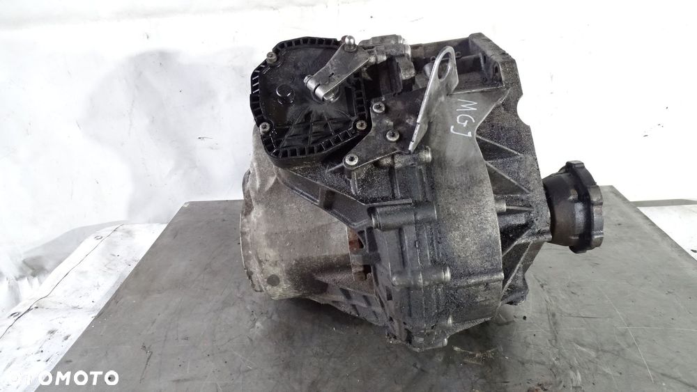 SKRZYNIA BIEGÓW AUTOMAT MGJ DSG VOLKSWAGEN TOURAN 1.9TDI - 4