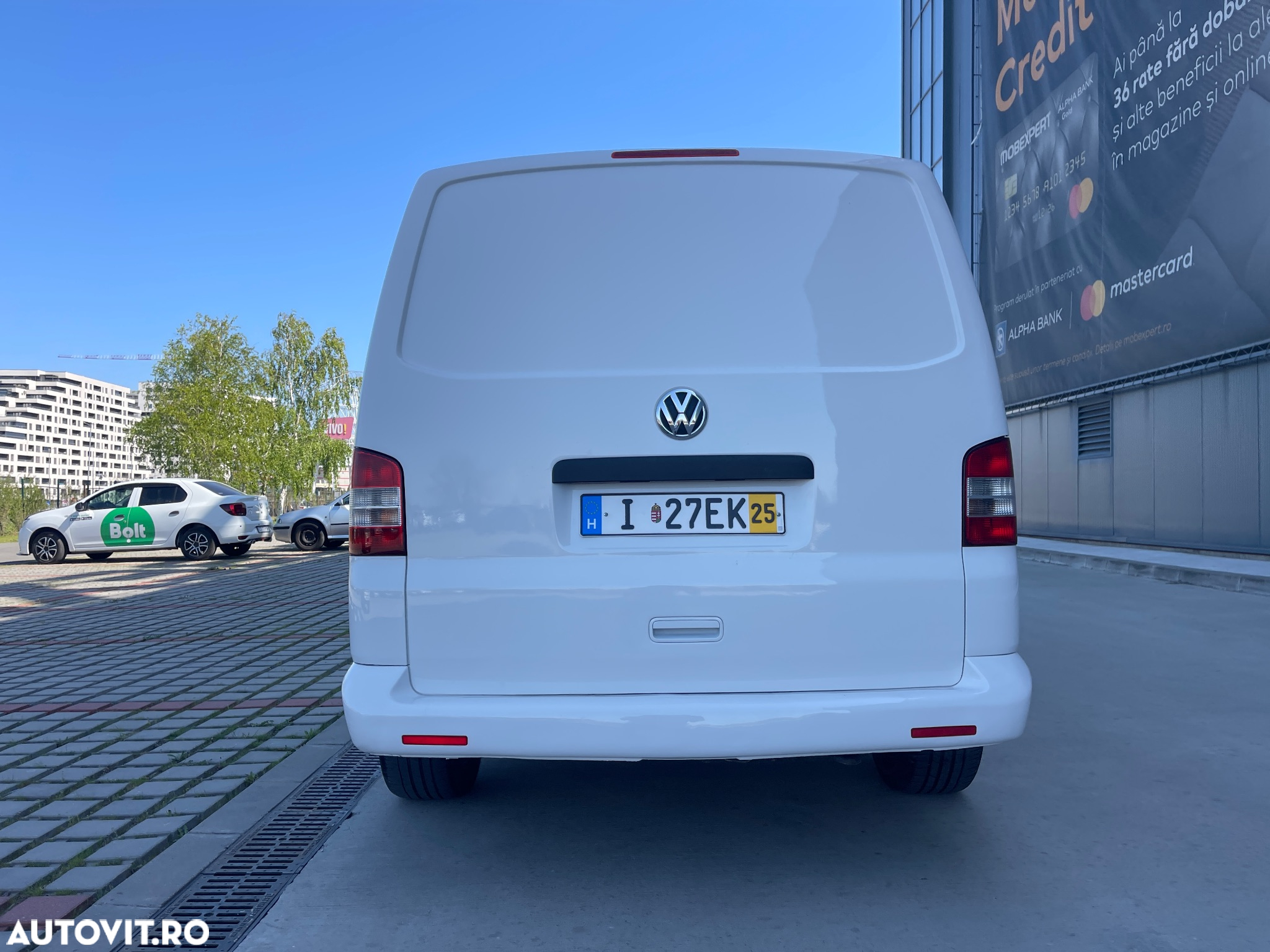 Volkswagen Transporter - 12