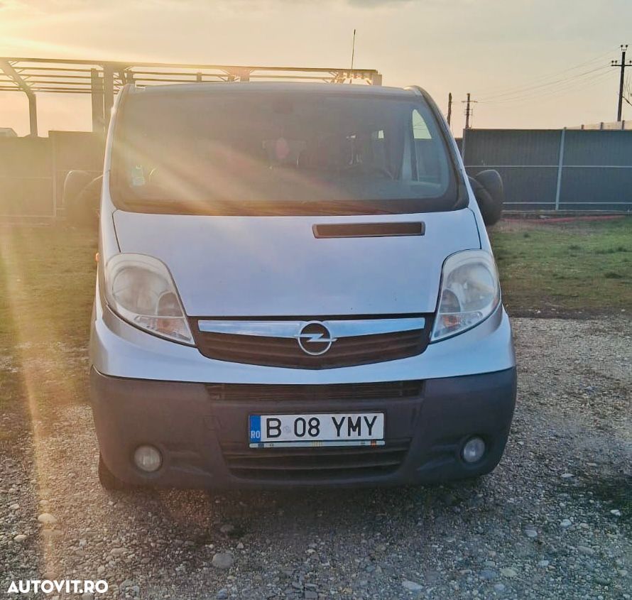 Opel Vivaro - 2