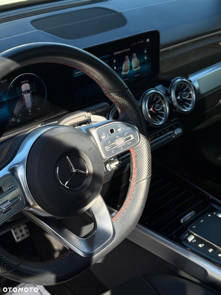 Mercedes-Benz GLB - 4