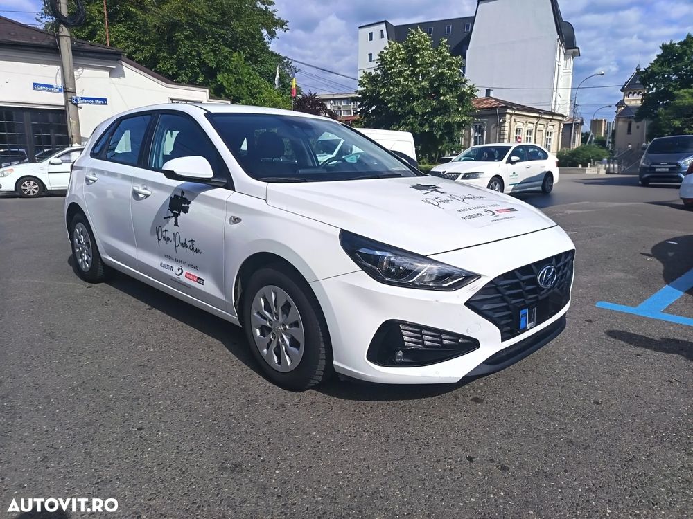 HYUNDAI i30 2023 — imagine 3